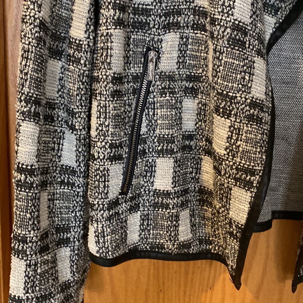 Jacket - Picture 3 of 8